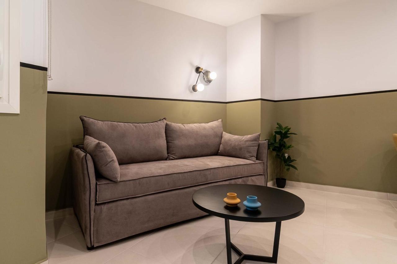 Mar25 By Smart Cozy - In The Heart Of - 9 Minutes From Metro - Available 24hr Apartment Athens