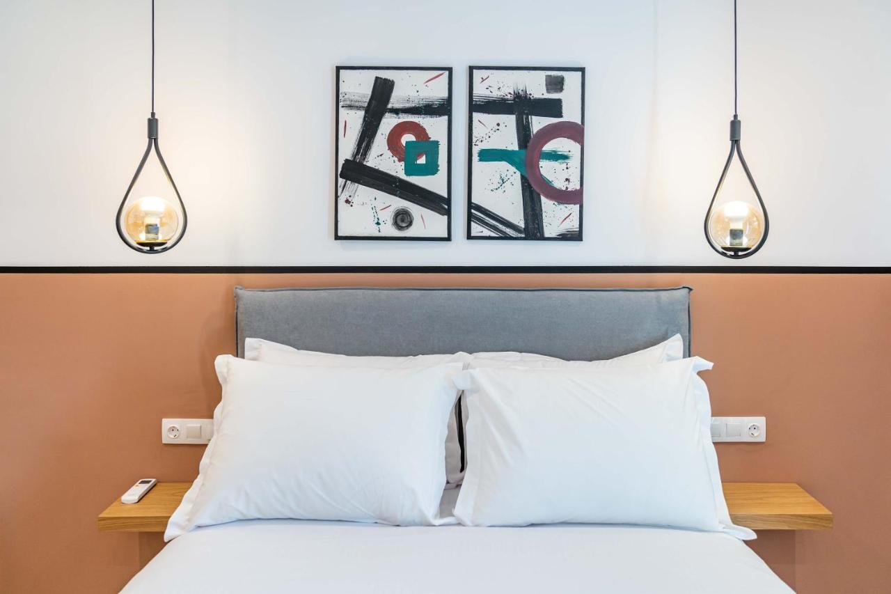 Apartment Mar25 By Smart Cozy - In The Heart Of - 9 Minutes From Metro - Available 24hr Athens