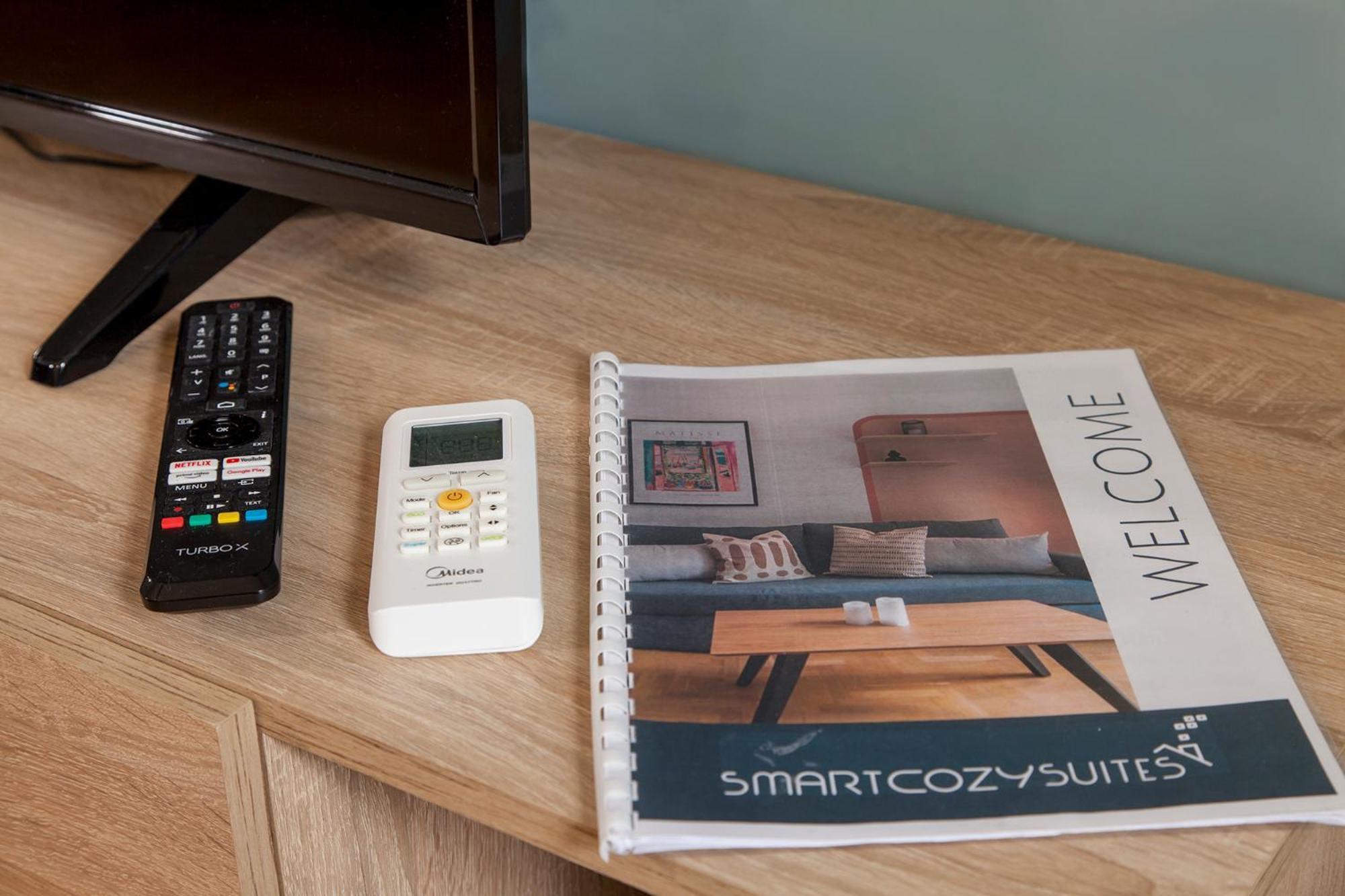 Apartment Mar25 By Smart Cozy - In The Heart Of - 9 Minutes From Metro - Available 24hr Athens