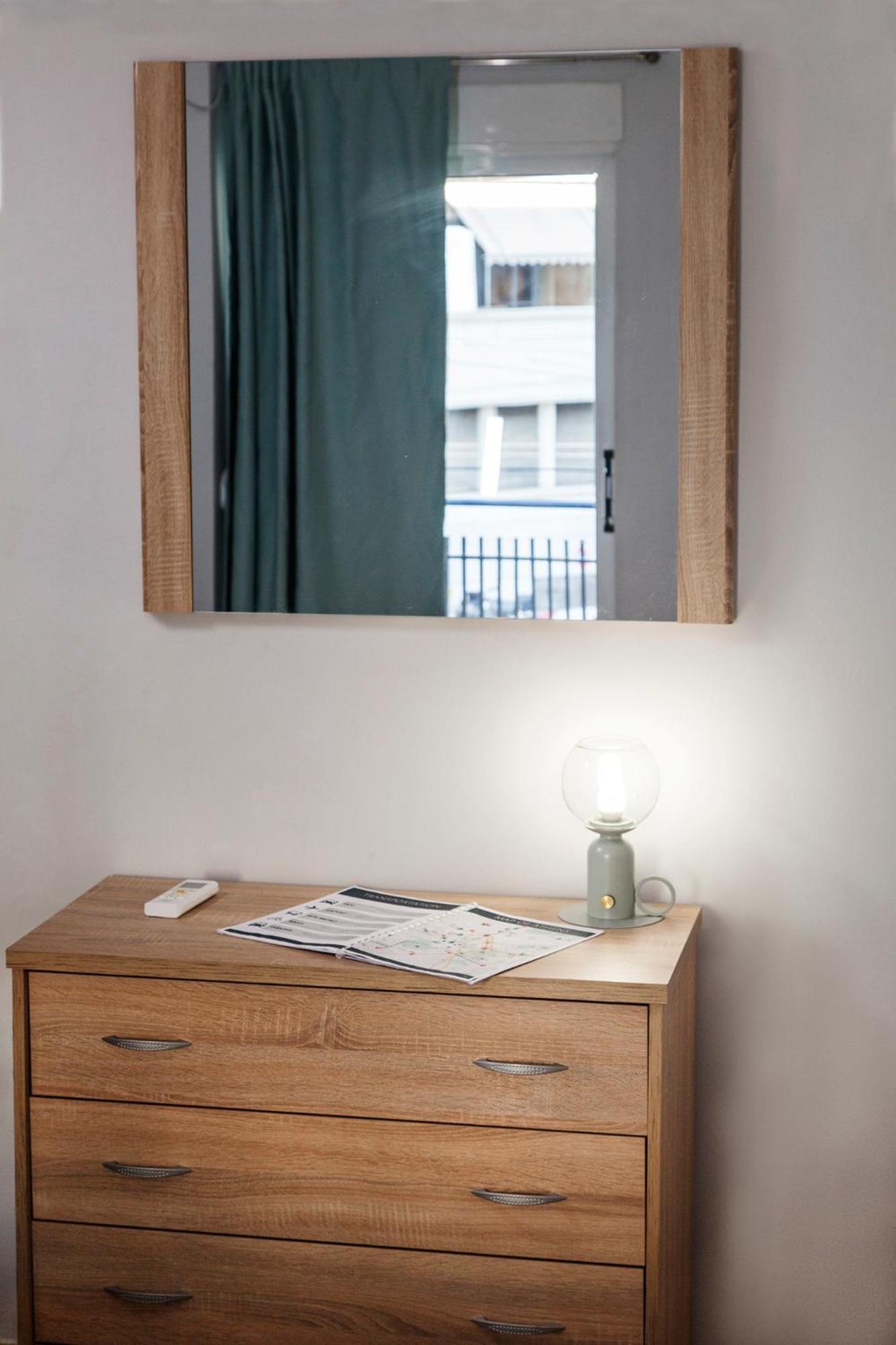 Apartment Mar25 By Smart Cozy - In The Heart Of - 9 Minutes From Metro - Available 24hr