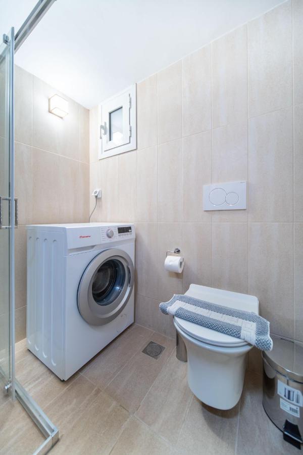 Mar25 By Smart Cozy - In The Heart Of - 9 Minutes From Metro - Available 24hr דירה אתונה